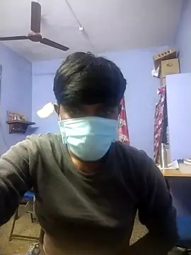 Tamilandteluguboy14 online show from April 29, 2026, 1:48 pm