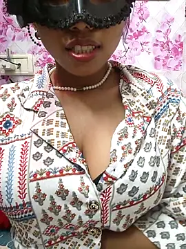 sandy naughty online show from February 16, 2026, 4:16 pm