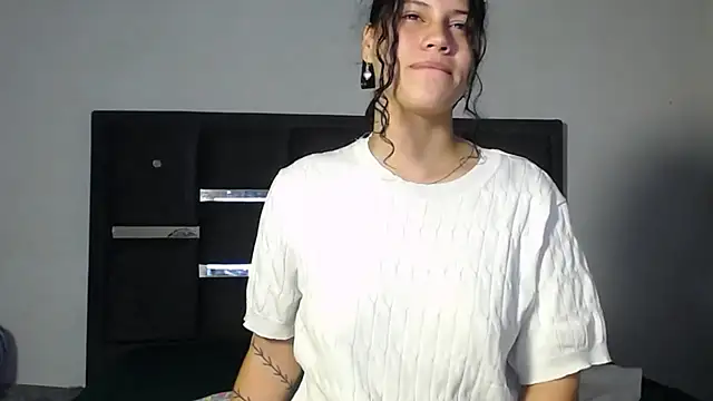 Snapshot of realshy-Stepsis chatting on May 8, 2026, 12:53 pm realshy-Stepsis online show from May 8, 2026, 12:53 pm