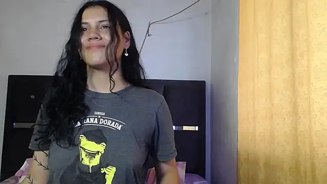 Snapshot of realshy-Stepsis chatting on April 21, 2026, 12:56 pm realshy-Stepsis online show from April 21, 2026, 12:56 pm