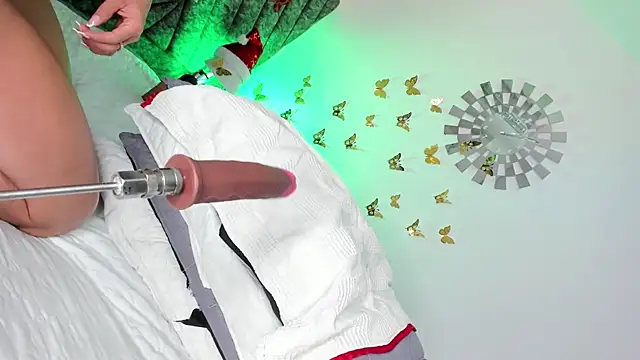 amandaaJones  online show from November 30, 2025, 5:14 pm