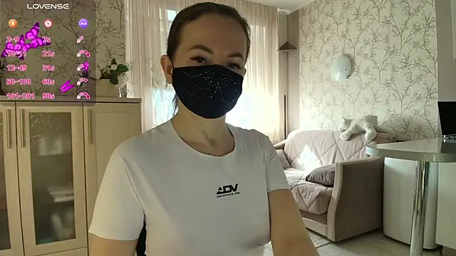 MilfeaN online show from April 1, 2026, 6:26 am