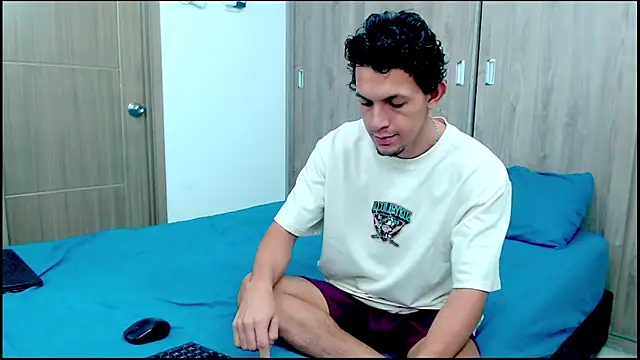 meridandwither online show from May 15, 2026, 10:46 am