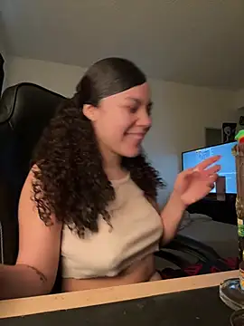 Snapshot of ladylavish chatting on March 14, 2025, 1:16 am ladylavish online show from March 14, 2025, 1:16 am