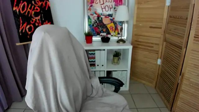 Snapshot of mekurisu chatting on July 14, 2026, 1:16 am mekurisu online show from July 14, 2026, 1:16 am