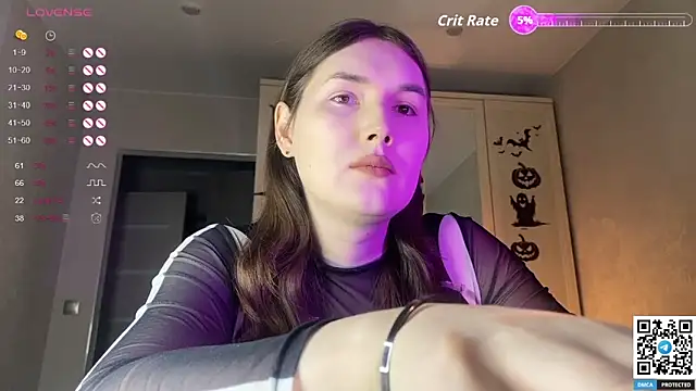 Maria Bowie online show from November 5, 2025, 7:44 am