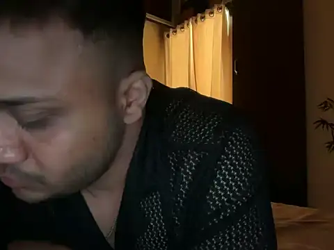 Snapshot of Rhythm_Rhyme chatting on October 22, 2025, 7:24 pm Rhythm Rhyme online show from October 22, 2025, 7:24 pm