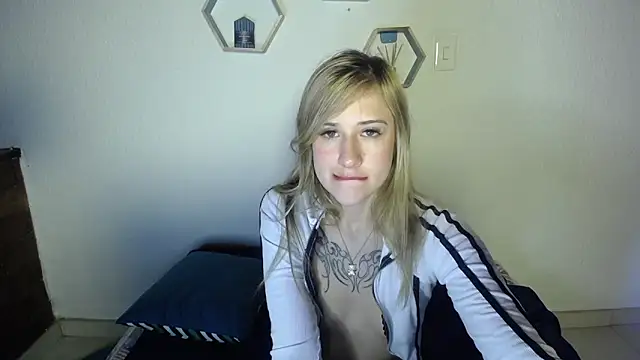 GirlAngell online show from January 18, 2025, 3:42 am