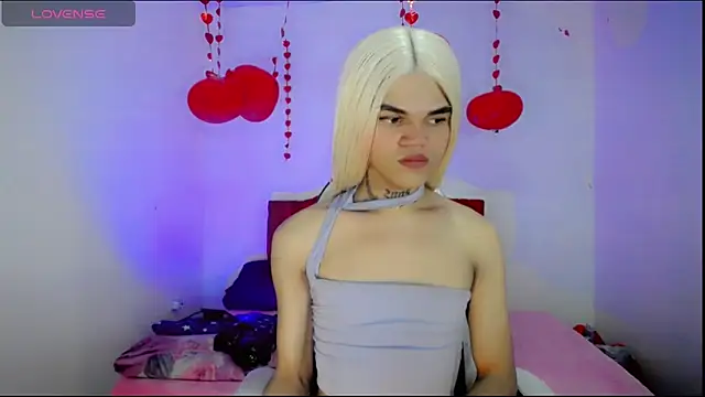 Snapshot of Gabyqueen70 chatting on February 22, 2025, 3:23 am Gabyqueen70 online show from February 22, 2025, 3:23 am