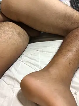 isacalejandroo online show from March 2, 2025, 10:56 pm