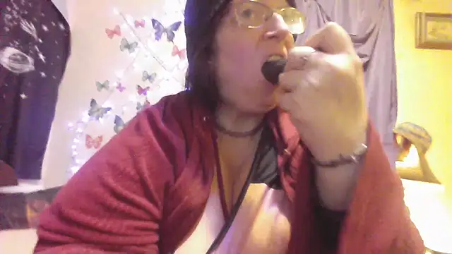 Snapshot of Alli_Kat chatting on February 28, 2025, 6:43 am Alli Kat online show from February 28, 2025, 6:43 am