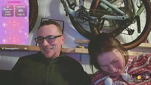 Snapshot of 420Curvybabe chatting on December 29, 2024, 6:38 pm 420Curvybabe online show from December 29, 2024, 6:38 pm