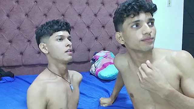 Snapshot of boys_yourparty chatting on February 26, 2025, 6:37 pm boys yourparty online show from February 26, 2025, 6:37 pm