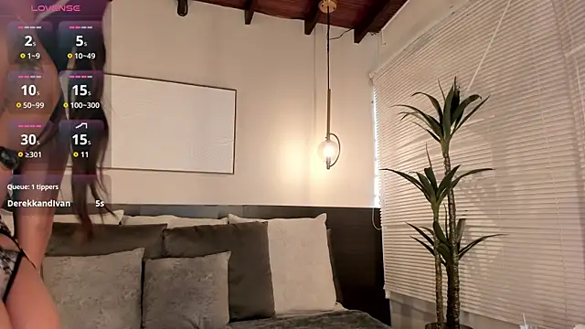 SophieBlake online show from November 26, 2025, 7:58 pm