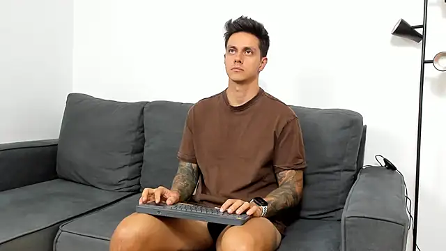 JeanBroc online show from September 15, 2025, 8:53 pm