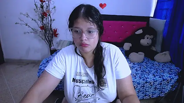 Snapshot of angel_barbie_1 chatting on February 3, 2026, 1:05 pm angel barbie 1 online show from February 3, 2026, 1:05 pm