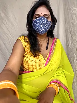 Snapshot of Lovely12streaming chatting on November 18, 2025, 5:33 am Lovely12streaming online show from November 18, 2025, 5:33 am