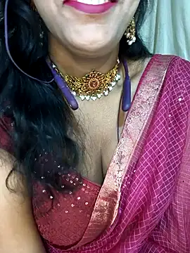 Snapshot of Lovely12streaming chatting on November 2, 2025, 10:04 pm Lovely12streaming online show from November 2, 2025, 10:04 pm