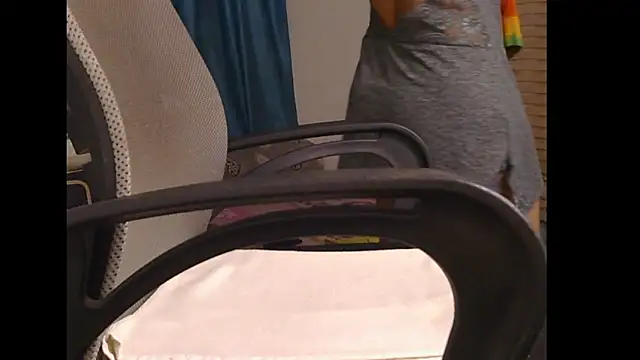 Snapshot of AngelLiza69 chatting on October 5, 2025, 1:35 pm AngelLiza69 online show from October 5, 2025, 1:35 pm