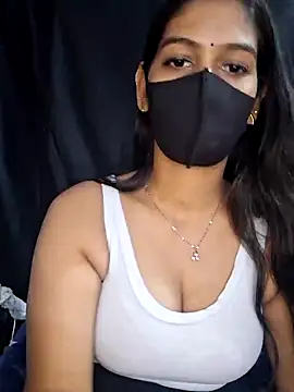 Snapshot of Garima_G chatting on January 4, 2025, 11:43 am Garima G online show from January 4, 2025, 11:43 am