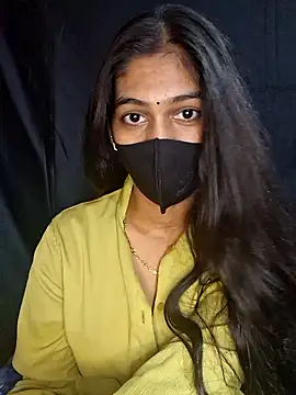 Snapshot of Garima_G chatting on December 6, 2024, 11:49 am Garima G online show from December 6, 2024, 11:49 am