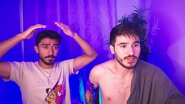 Snapshot of dam0n_fr0st chatting on January 10, 2026, 9:43 pm dam0n fr0st online show from January 10, 2026, 9:43 pm