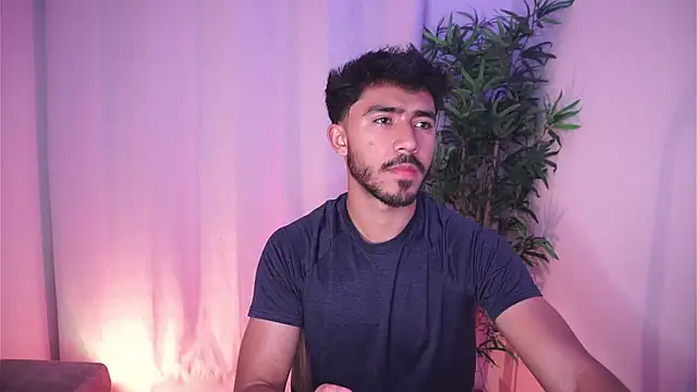 Snapshot of dam0n_fr0st chatting on March 2, 2026, 7:32 pm dam0n fr0st online show from March 2, 2026, 7:32 pm