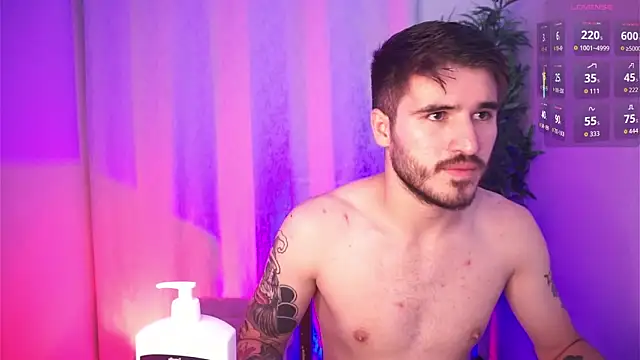 Snapshot of dam0n_fr0st chatting on January 6, 2026, 9:08 pm dam0n fr0st online show from January 6, 2026, 9:08 pm