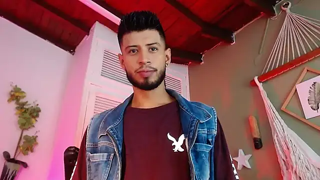 Colby brown03 online show from November 28, 2025, 7:25 pm