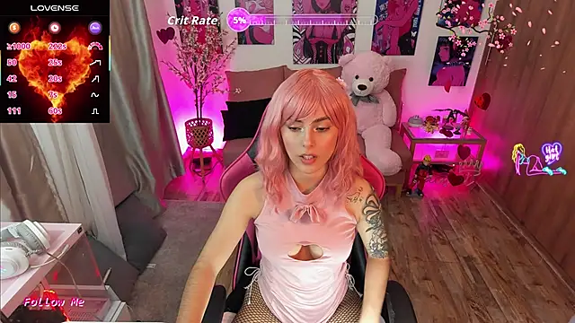 annieesweett online show from February 21, 2026, 9:17 pm