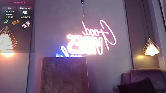 Snapshot of HOTTY_RED_ chatting on February 22, 2025, 12:18 pm HOTTY RED online show from February 22, 2025, 12:18 pm