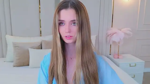 Snapshot of MarybethSnow chatting on November 25, 2025, 5:13 pm MarybethSnow online show from November 25, 2025, 5:13 pm