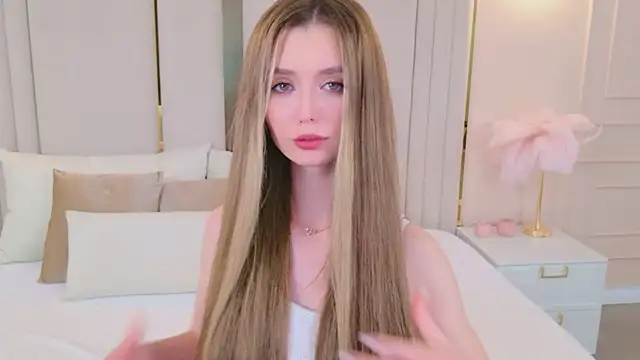 Snapshot of MarybethSnow chatting on October 11, 2025, 5:25 pm MarybethSnow online show from October 11, 2025, 5:25 pm