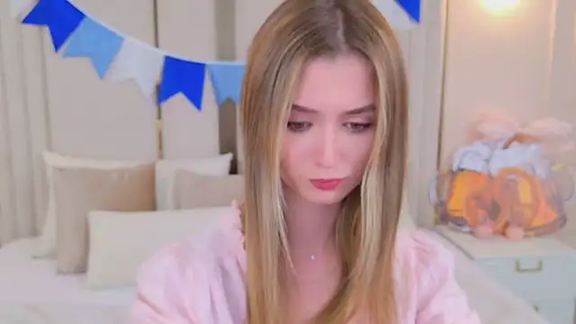 Snapshot of MarybethSnow chatting on September 29, 2025, 5:07 pm MarybethSnow online show from September 29, 2025, 5:07 pm