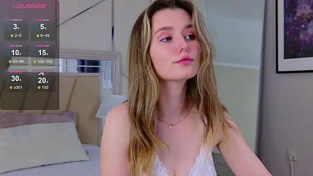 Snapshot of MarybethSnow chatting on March 18, 2025, 12:19 am MarybethSnow online show from March 18, 2025, 12:19 am