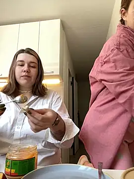 SuzieMurray online show from March 15, 2025, 7:20 am