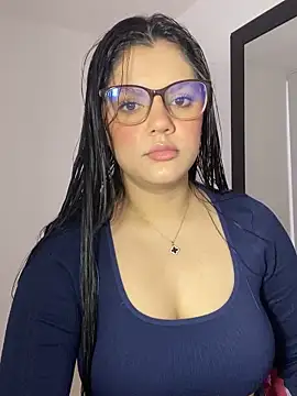 Snapshot of kimberlyhills1 chatting on October 17, 2025, 7:37 pm kimberlyhills1 online show from October 17, 2025, 7:37 pm