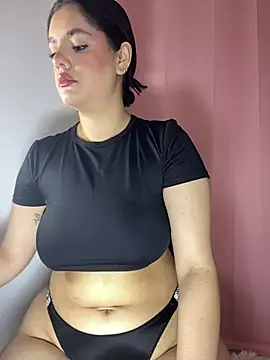 kimberlyhills1 online show from April 18, 2026, 3:14 pm