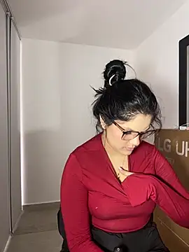 Snapshot of kimberlyhills1 chatting on November 27, 2025, 6:19 pm kimberlyhills1 online show from November 27, 2025, 6:19 pm