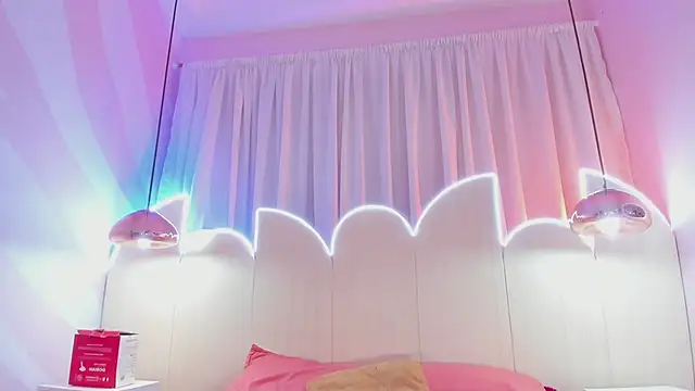 Laurentdupont04 online show from September 25, 2025, 3:12 am