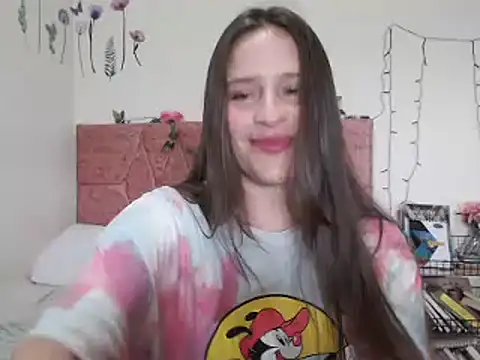 Snapshot of Serenity chatting on December 30, 2024, 8:04 pm Serenity online show from December 30, 2024, 8:04 pm