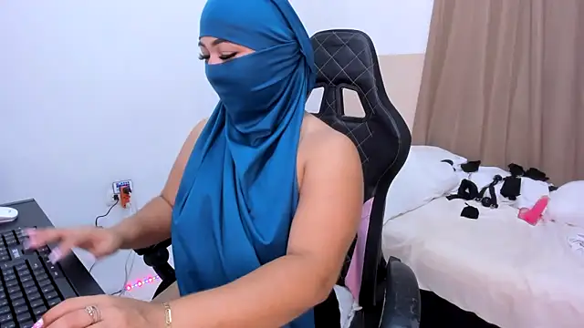 Kendra Kait online show from March 8, 2025, 12:11 am