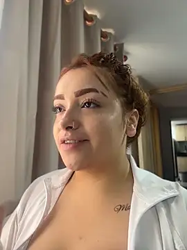 Tatiana O online show from May 7, 2026, 1:03 pm