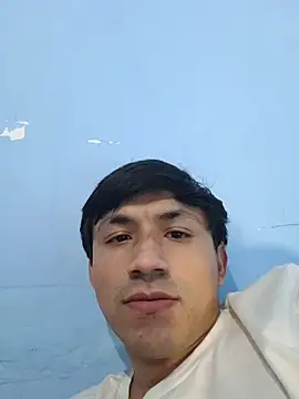 charlesss19 online show from November 3, 2025, 5:05 pm