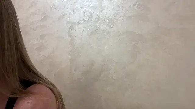 CaitlinaJayne23 online show from November 21, 2025, 4:50 pm