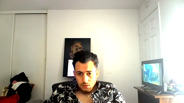 Mhmoodyi online show from December 4, 2025, 4:17 pm