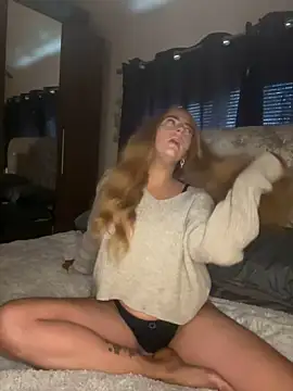 Summer Paige online show from February 3, 2025, 1:51 pm