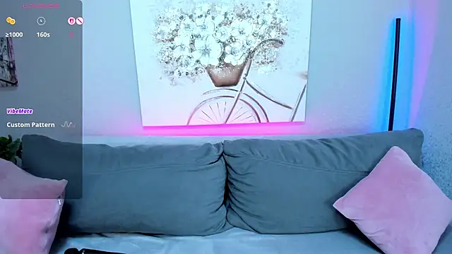 MelodyHudson online show from November 18, 2025, 8:56 pm