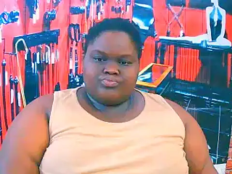 Snapshot of EbonyHotBuns chatting on October 29, 2025, 9:30 am EbonyHotBuns online show from October 29, 2025, 9:30 am