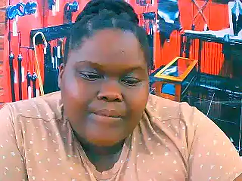 Snapshot of EbonyHotBuns chatting on November 11, 2025, 7:47 am EbonyHotBuns online show from November 11, 2025, 7:47 am